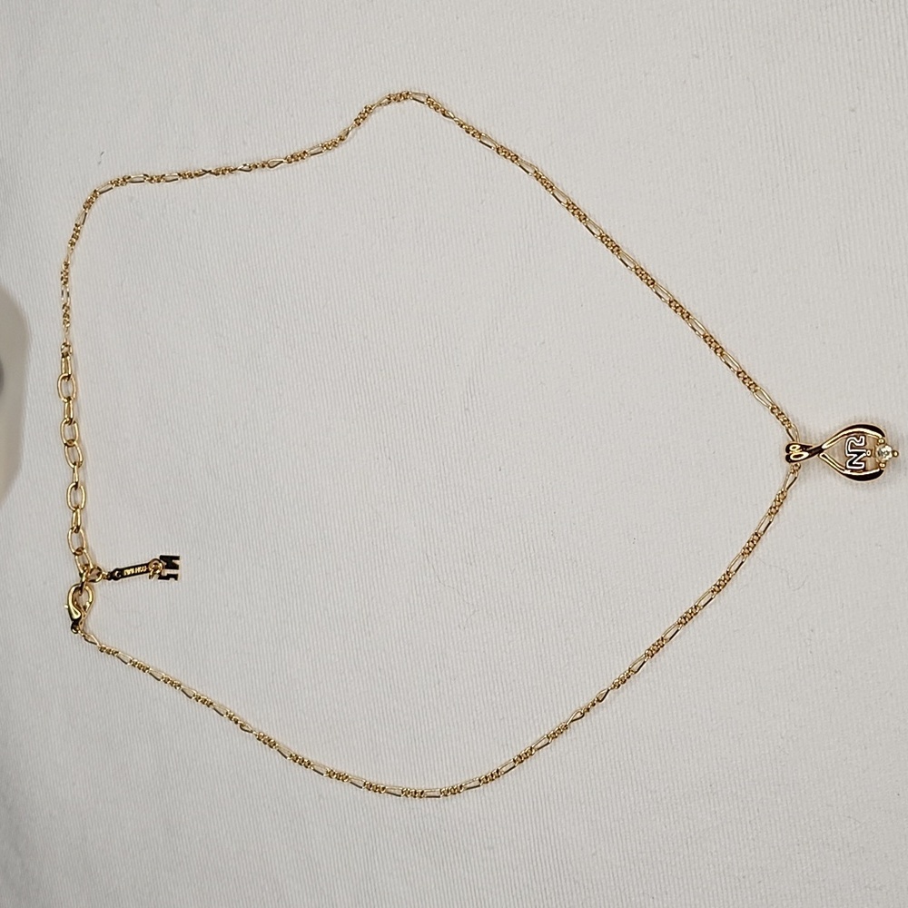 Nina ricci necklace 18k gold tone